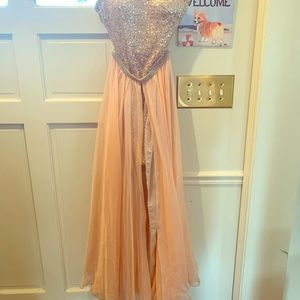 Mini dress with skirt